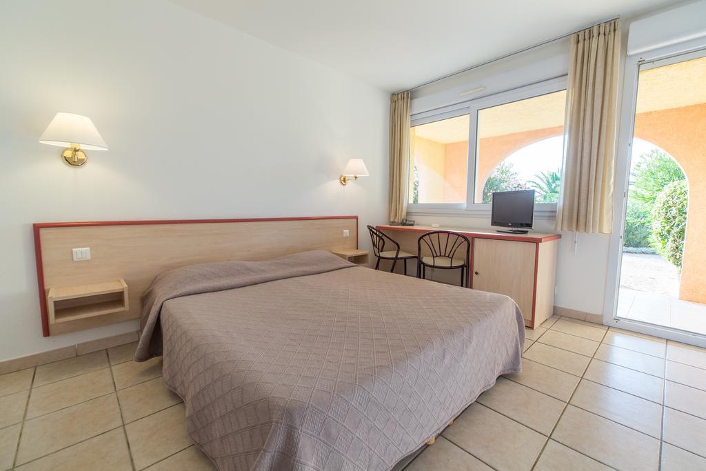Hotel Les Galets Сен-Флоран Экстерьер фото